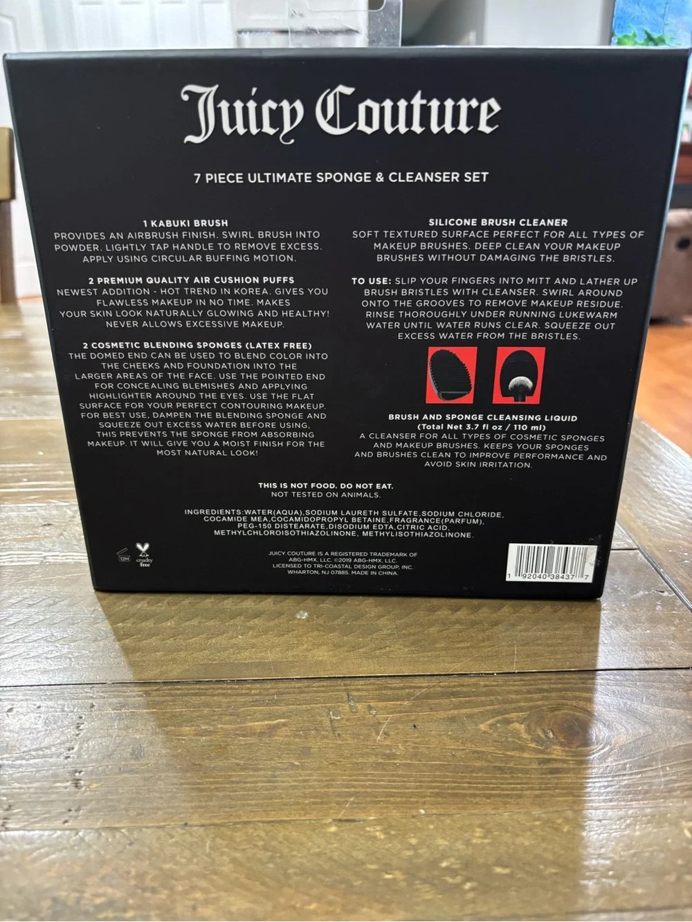 Juicy Couture Black and White 7-Piece Ultimate Sponge & Cleanser Set